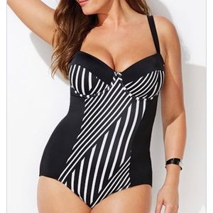 Underwire One Piece Swimsuit